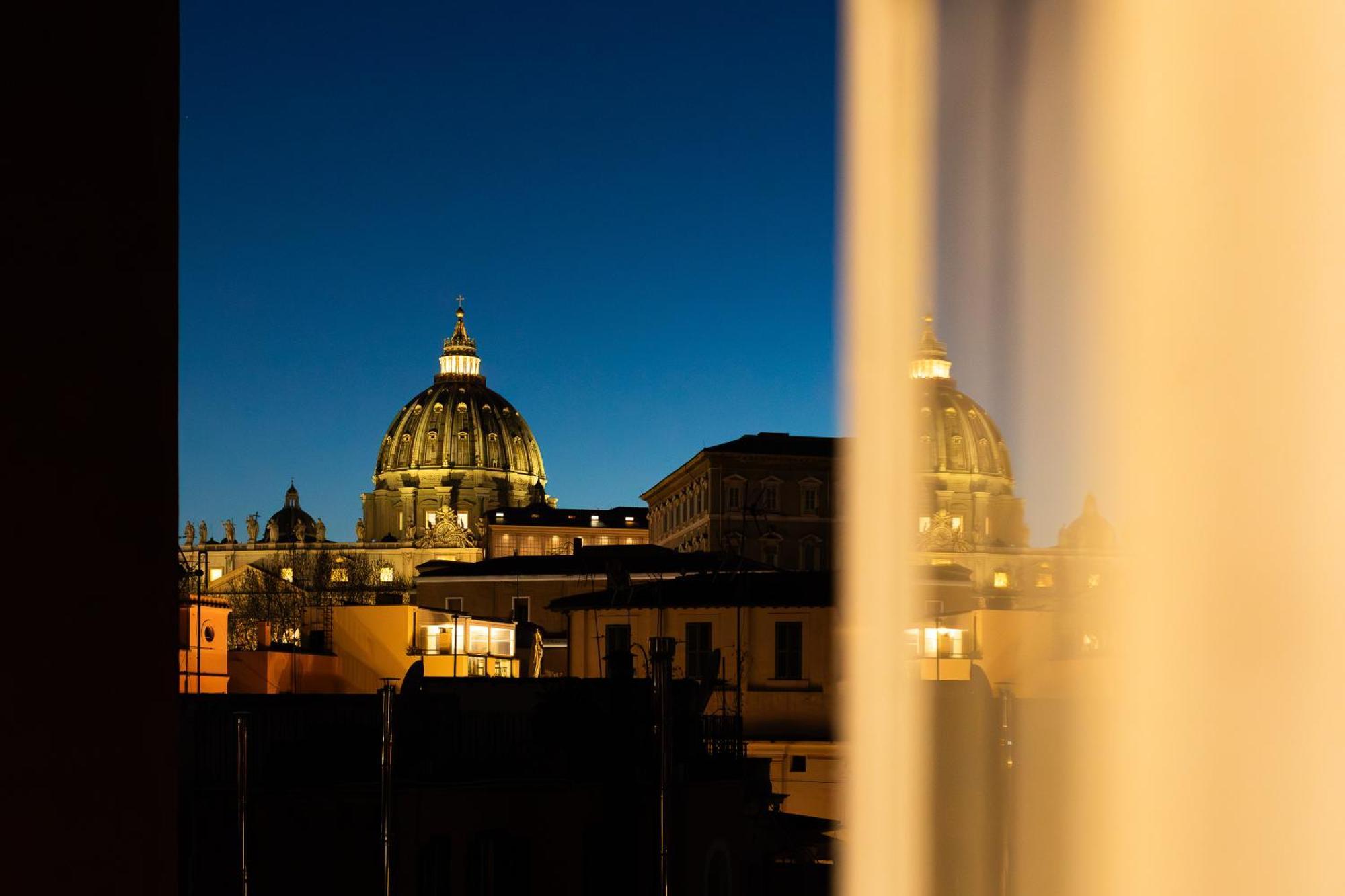 Penthouse In Exclusive Borgo Pio District Apartment Roma Exterior foto